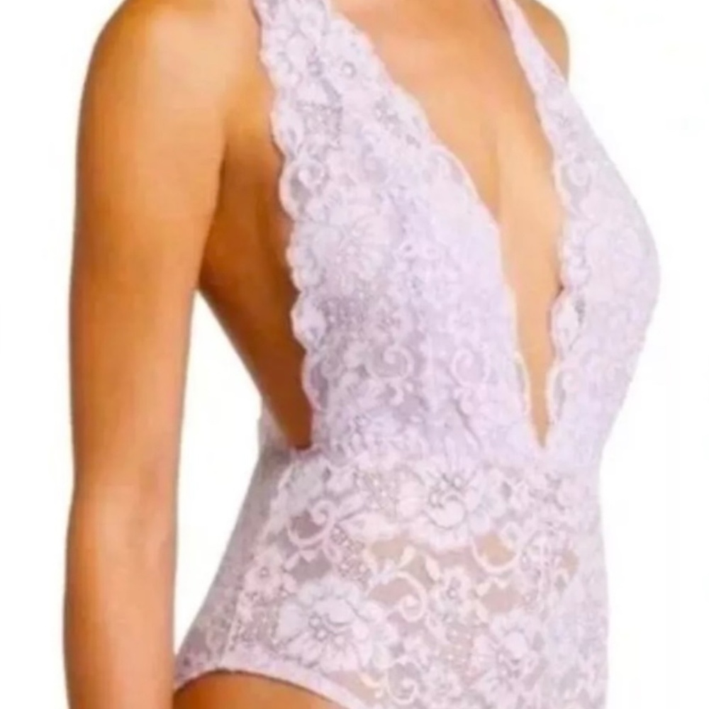 Free People x We are HAH- Comin' in HAHt Lace Bodysuit - Picture 3 of 7
